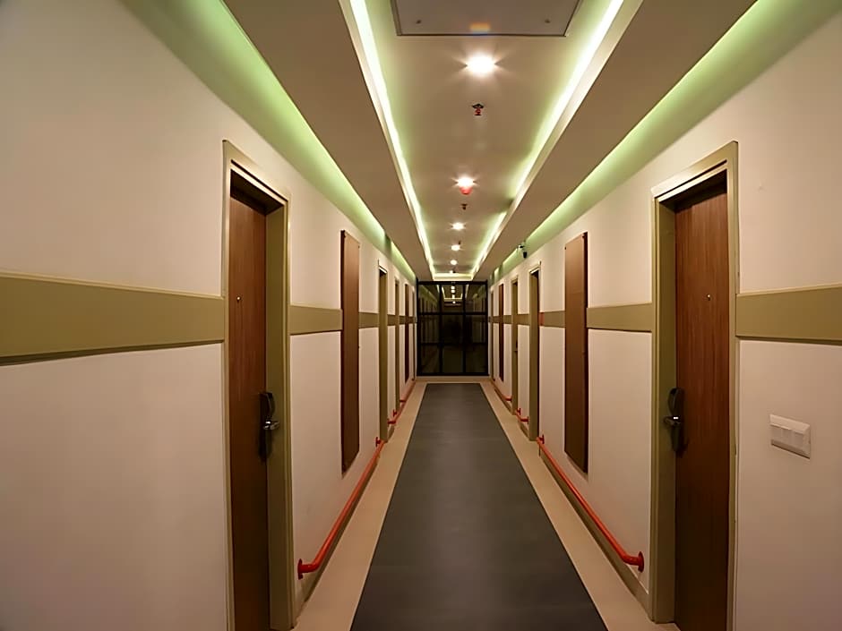 Max Hotels Jabalpur