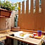 Ariston Petit Hotel