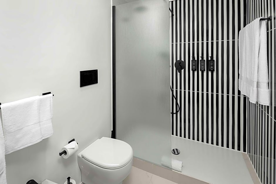 Anglo American Hotel Florence, Curio Collection by Hilton