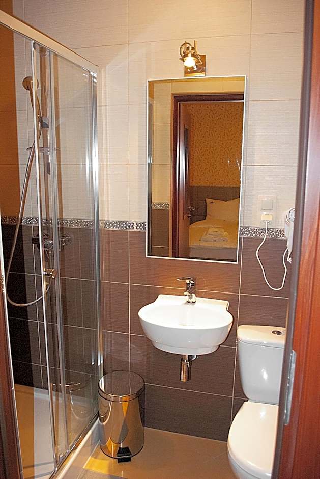 Redwood Hostel by EASY RENT Apartments