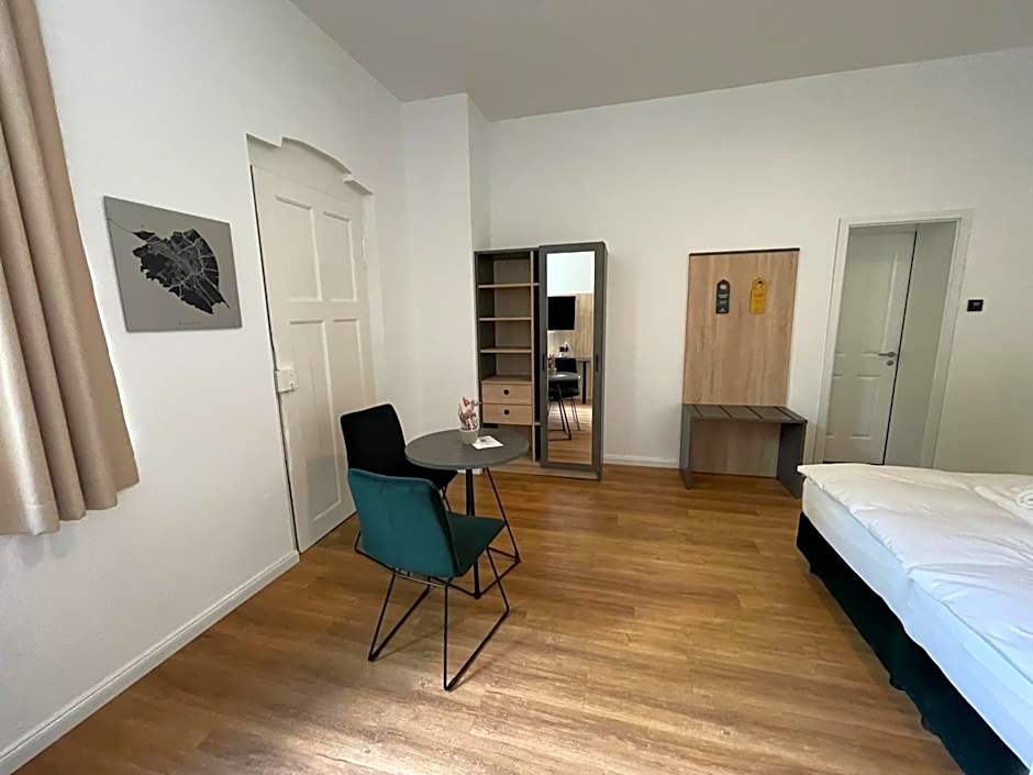 Hopfenhotel am Adenauerufer