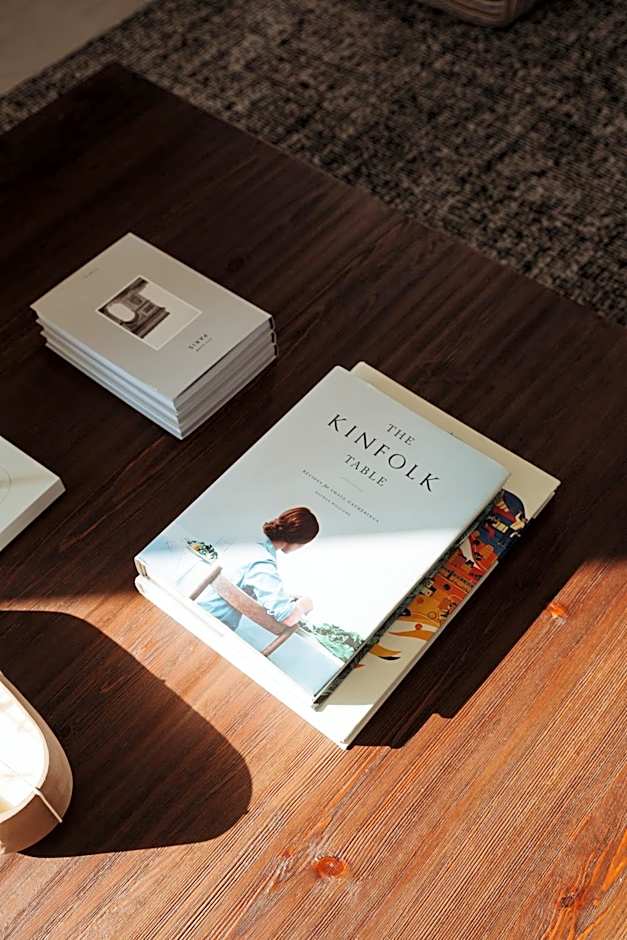 Larnaca LIV & CO Suites