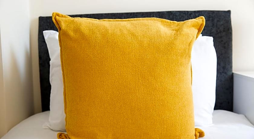 Velvet 2-bedroom apartment Clock House - Hoddesdon