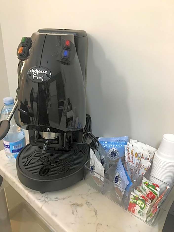 COSTA APARTMENT NAPLES