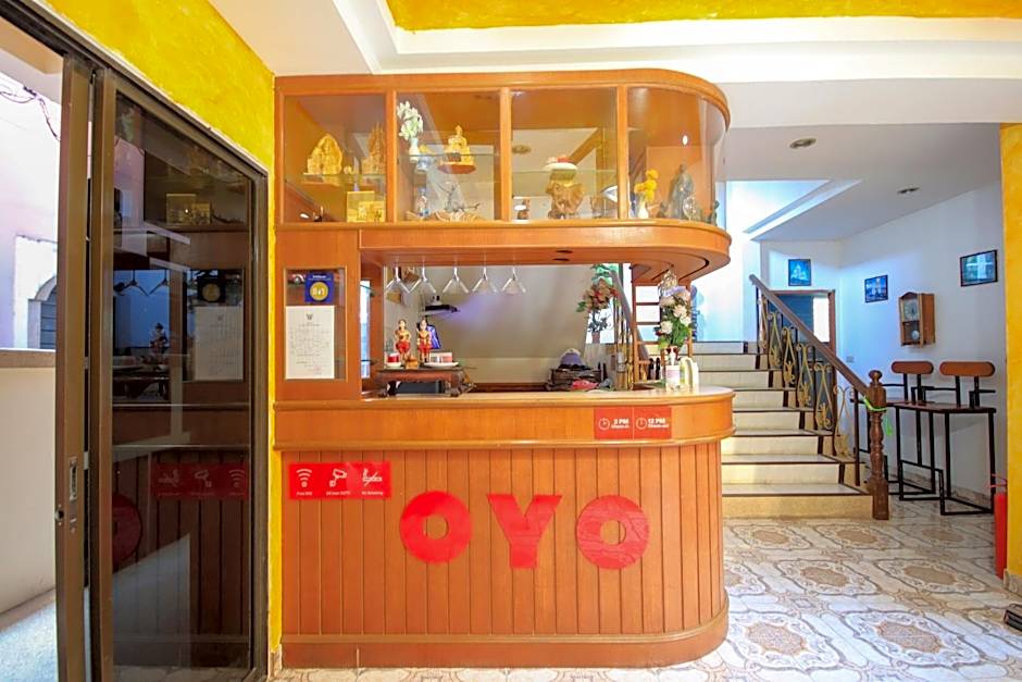 Ban Elephant Blanc Apartment