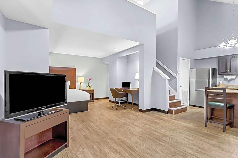 SureStay Studio by Best Western Pensacola