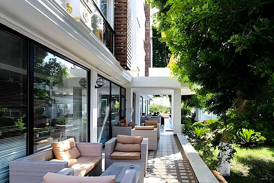 Lara Garden Butik Hotel