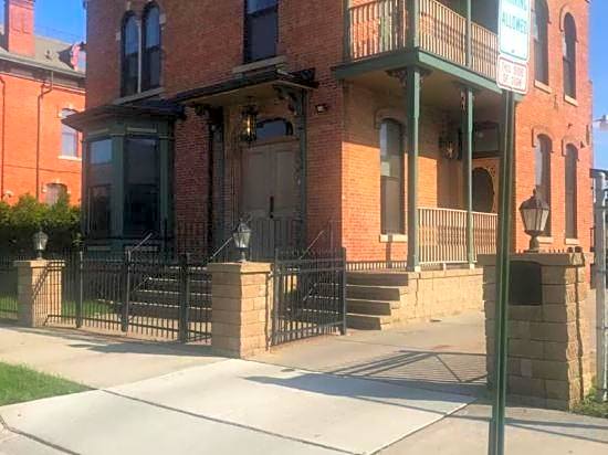 The Cochrane House Luxury Historic Inn
