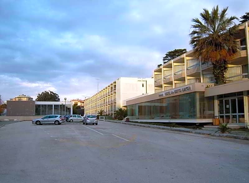 Sweet Residence & Gardens