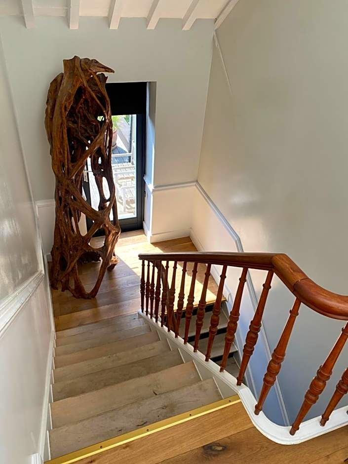 The Museum - Au Lit, Jérôme!