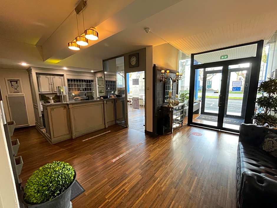 The Originals City, Hotel Napoleon, La Roche-sur-Yon (Inter-Hotel)