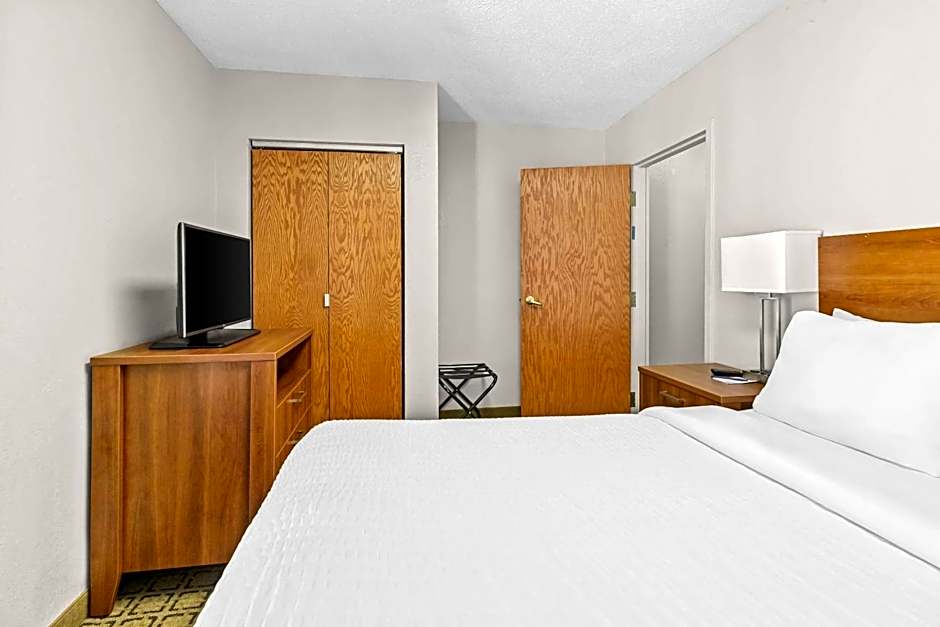 Clarion Inn Cranberry Township