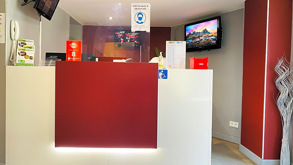 Hotel Martinez Grenay