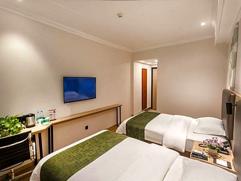 GreenTree Inn Suzhou Railway Station South Square Humble Administrator's Garden Business Hotel