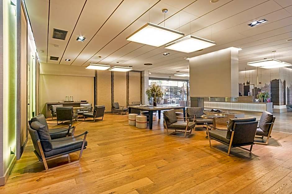 Aravaca Village Hotel