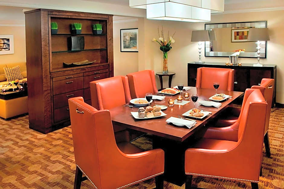 Trumbull Marriott Shelton