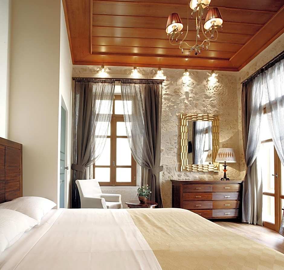 Leo Hotel