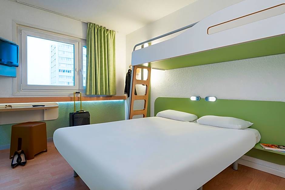 Ibis Budget Salzburg Airport - Self-Check-In