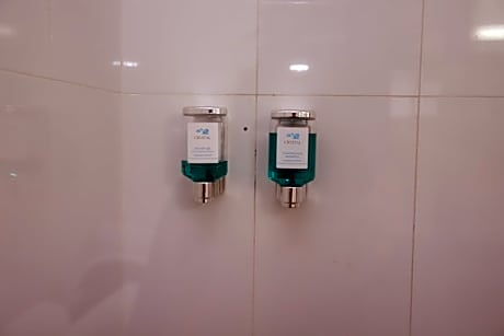 Family Apartment - Self Contained (No Pets)