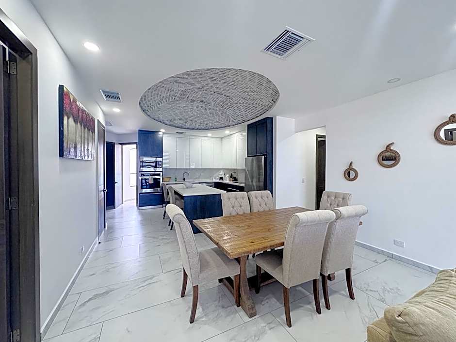 Casa Blanca Golf Villas