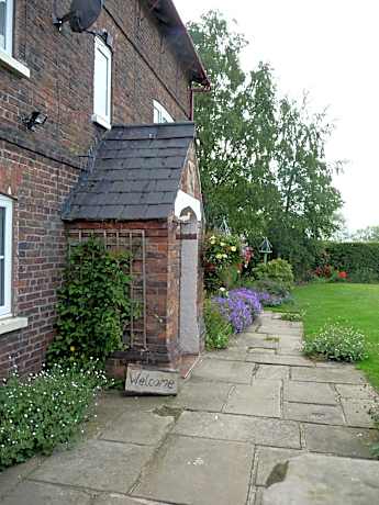 Birtles Farm Bed and Breakfast