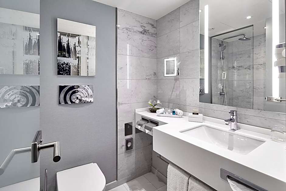 Clayton Hotel Dusseldorf