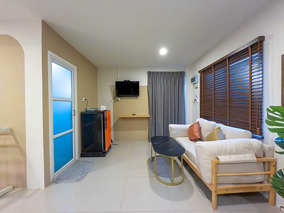 The Seathru Koh Larn