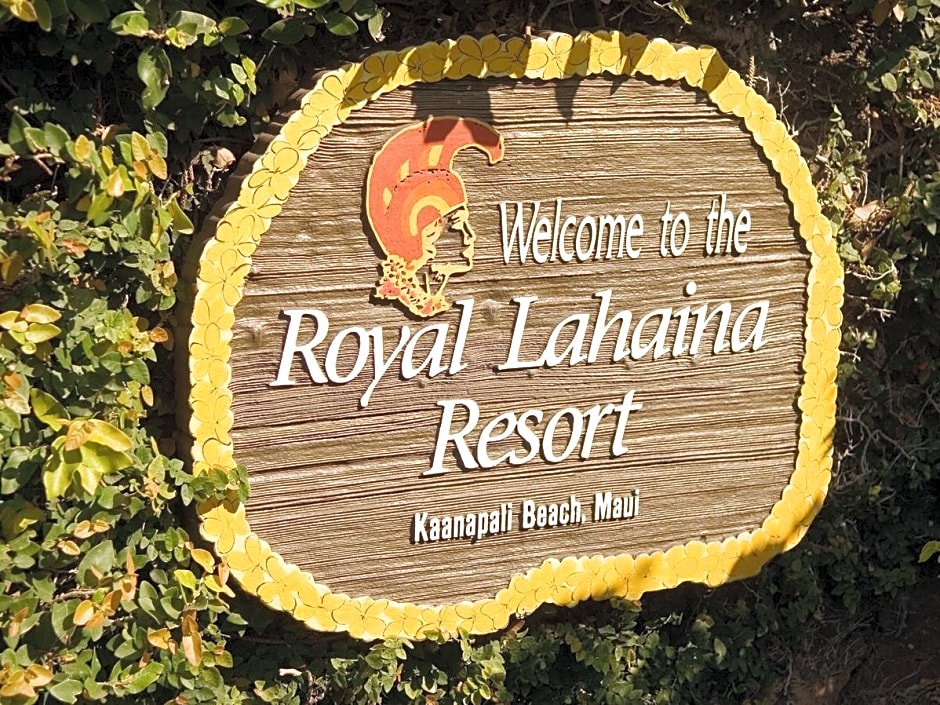 Royal Lahaina Resort & Bungalows