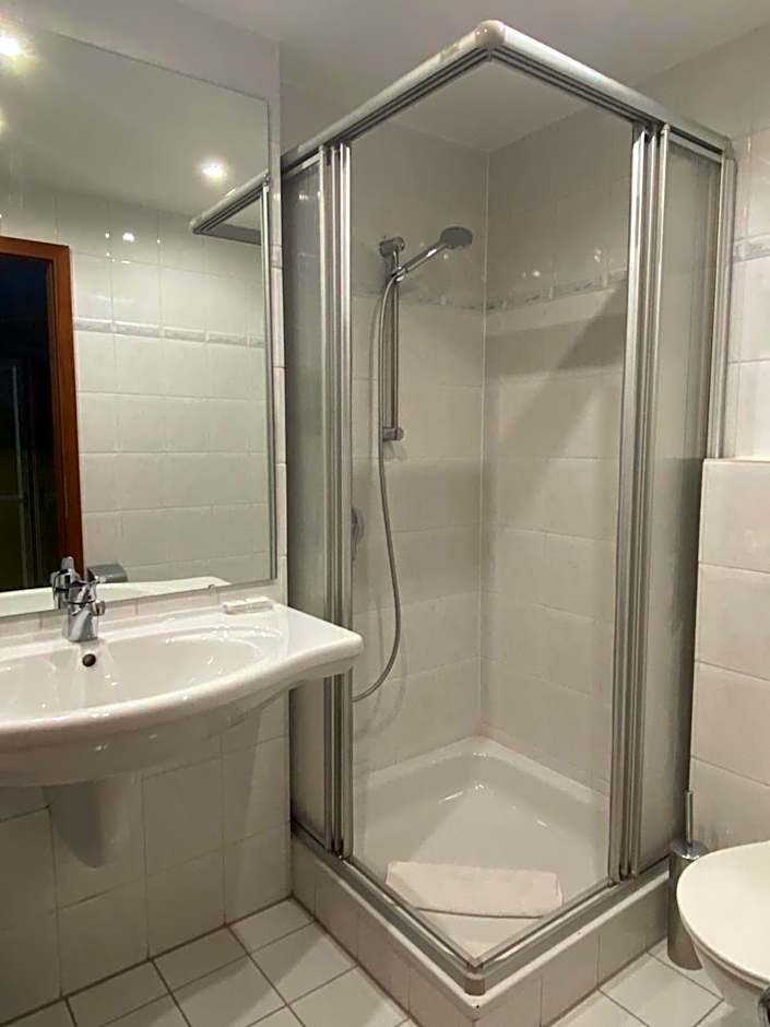 SL'otel im Parforcehaus