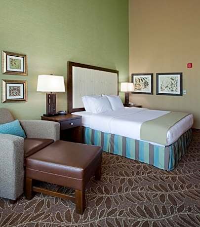 Holiday Inn Express & Suites Logan By IHG