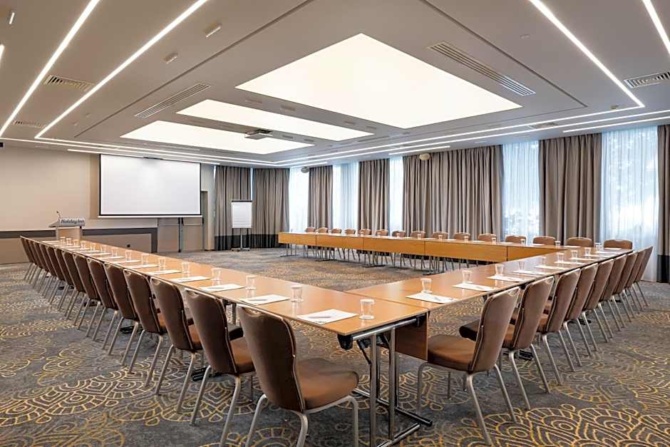 Holiday Inn Athens Attica Av Airport W. By IHG