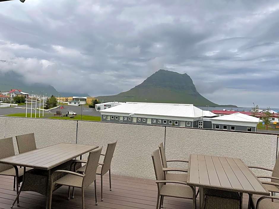 Helgrindur Guesthouse