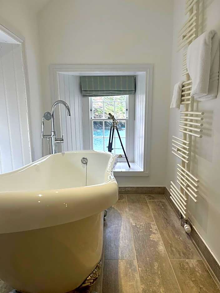Lugger Hotel ‘A Bespoke Hotel’