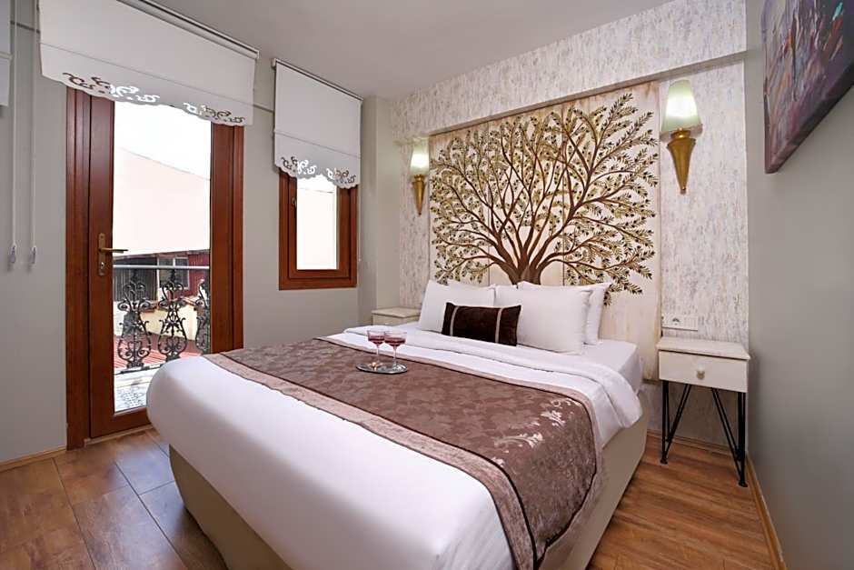 taksim çamdalı suit