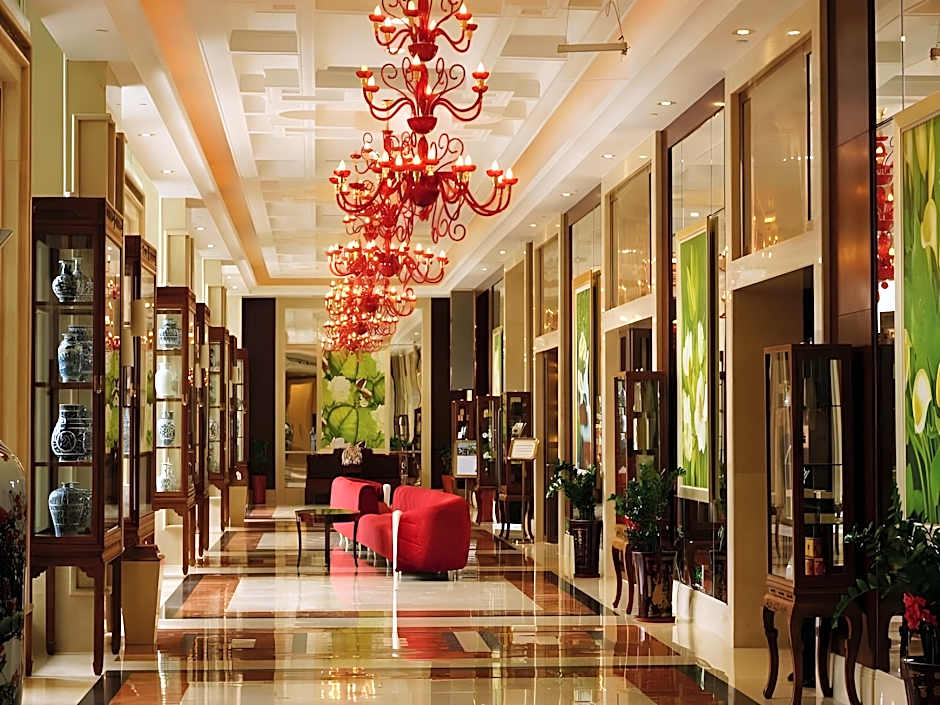 Babylon Hotel
