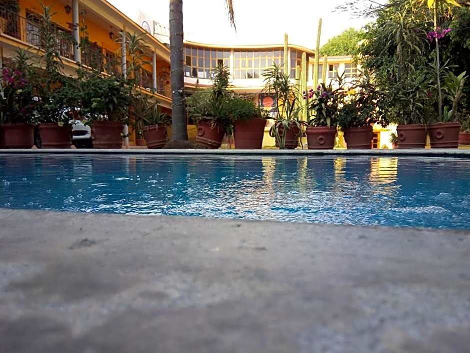 Hotel Plaza del Sol