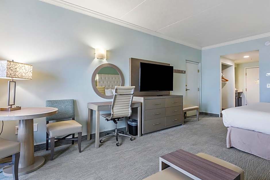 Cherry Tree Inn & Suites