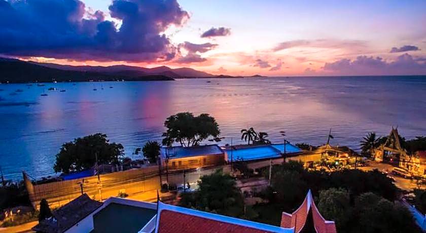 Villa Melitta, Pool, Beach, 360-SeaViews, 6-bed Thai Luxury on Best Location in Samui