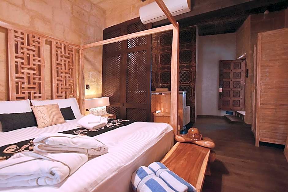 Chapel 5 Boutique Suites B&B