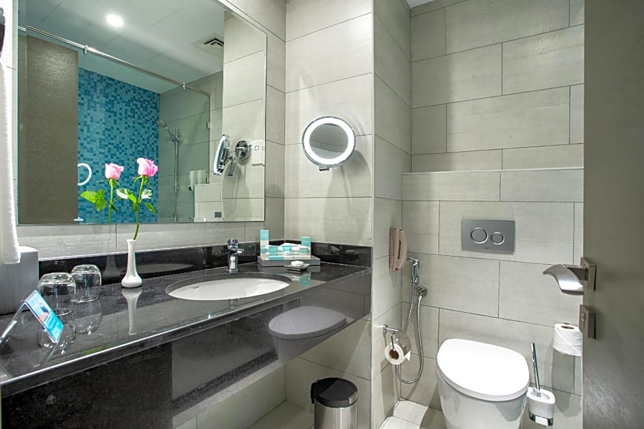 City Avenue Al Reqqa Hotel