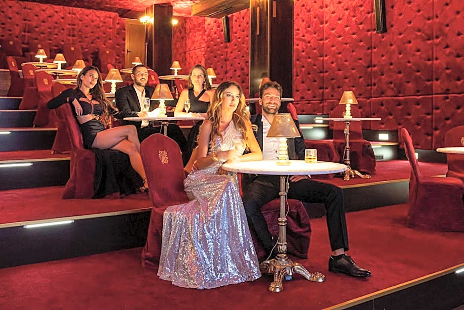 Goldenburg Residence