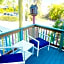 Sun Deck Inn & Suites