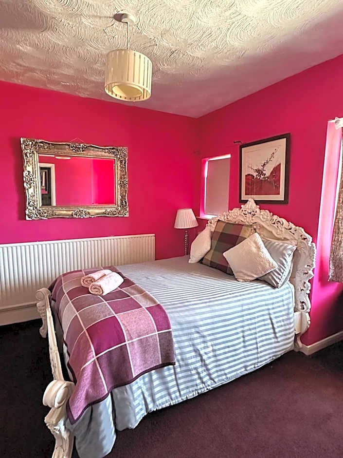 M and J Guest House