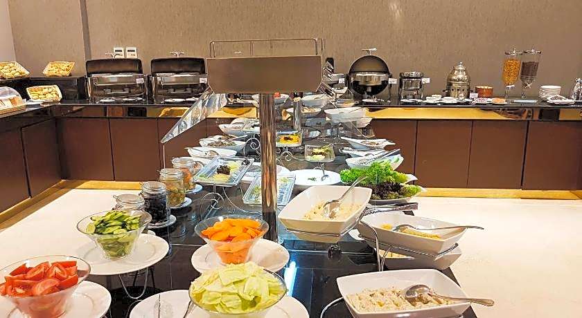 Sunday Signature Riyadh Formerly Qaser Al Hamra by Warwick