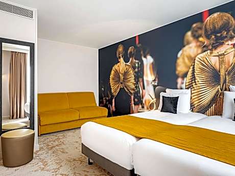 Classic Room with Three Single Beds