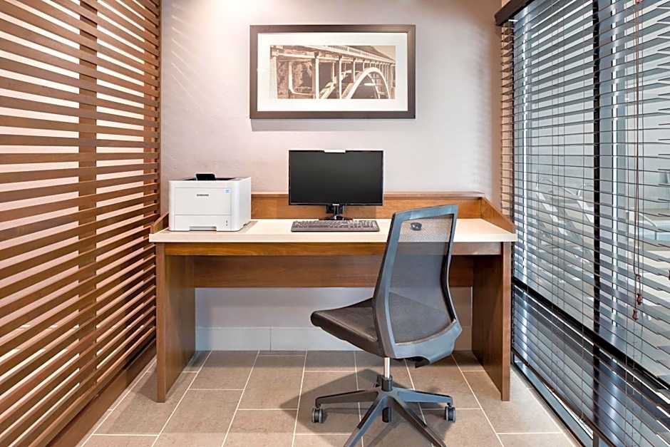 Country Inn & Suites by Radisson, La Crosse, WI