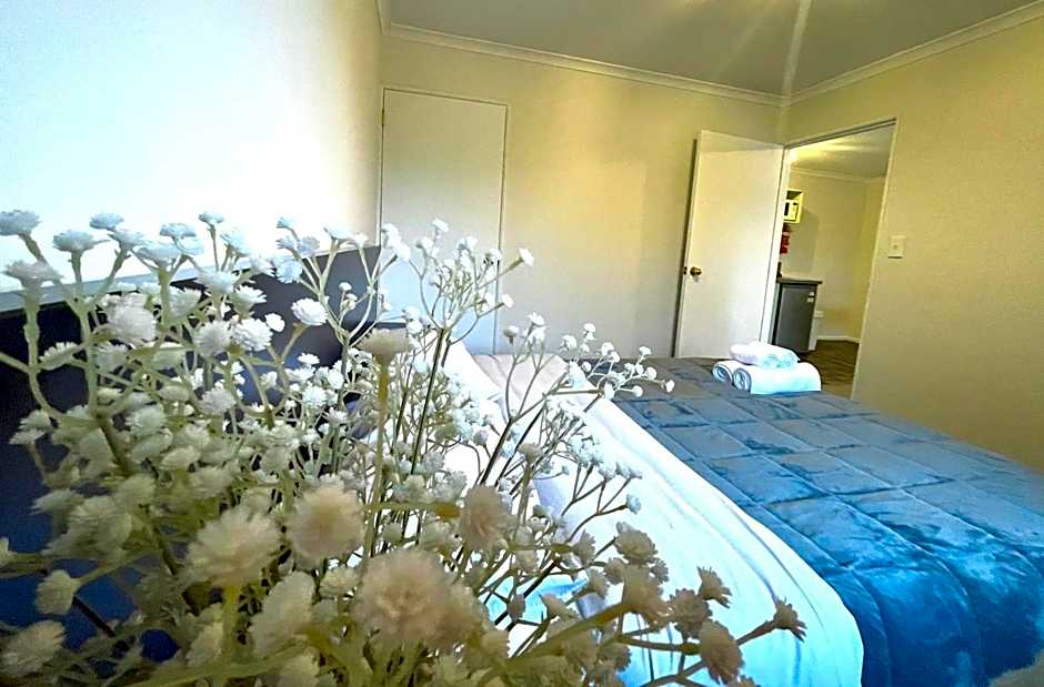 Alcala Motor Lodge
