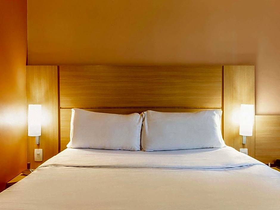 ibis Lille Centre Gares