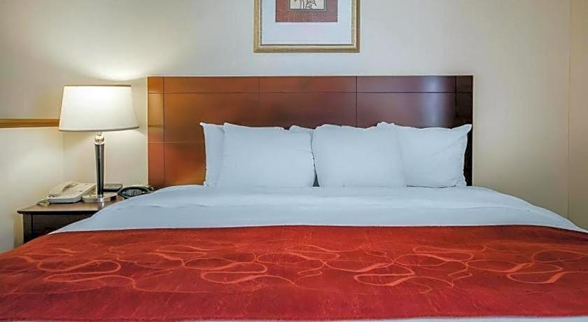 Quality Suites Jeffersonville - Louisville North