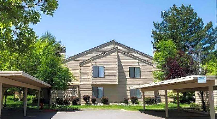 Club Lakeridge Resort